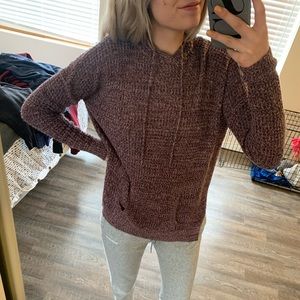 Pullover Hoodie / Sweatshirt